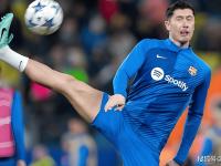 莱万多夫斯基迎来十赛季高光表现，中国队球迷沸腾！的简单介绍