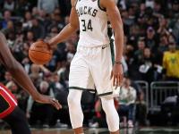 字母哥巅峰对决，蒂姆与70激战快船分钟，回归赛场胜负难料！的简单介绍