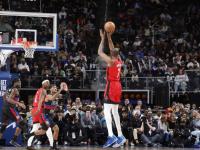 包含杜兰特连续三场比赛得分超过势不可挡，TES挑战极限！的词条