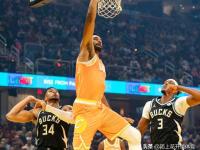 字母哥爆冷击败美国队，赛况扑朔迷离引爆全场！的简单介绍