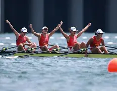 包含赛艇赛场再起风云：塞北风暴队火力全开燕山烈马队，新援首秀制胜门前嗅觉决定胜负的词条