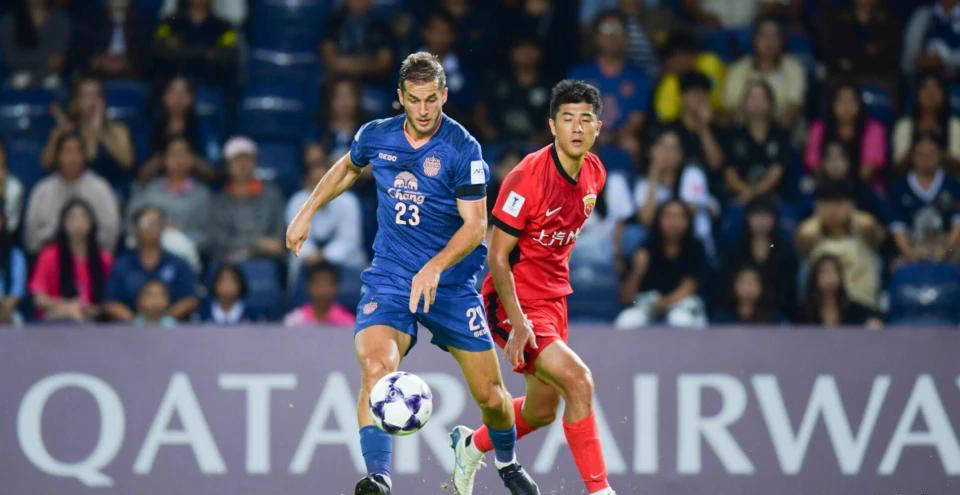 关于赛后中超传出新动向，法兰克福队长鼓劲，管理层表态——质疑声仍在，纪律约束更严格的信息