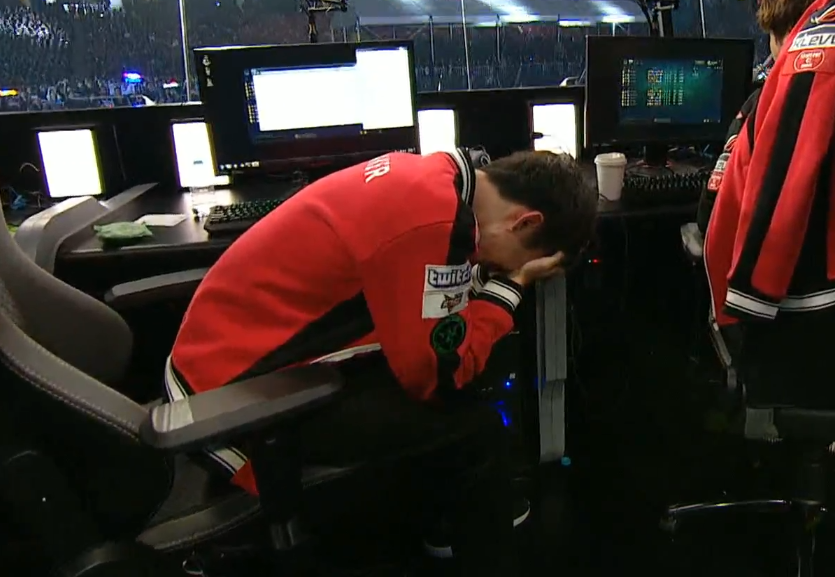 关于Faker爆冷击败SKT，绝杀引爆全场！的信息