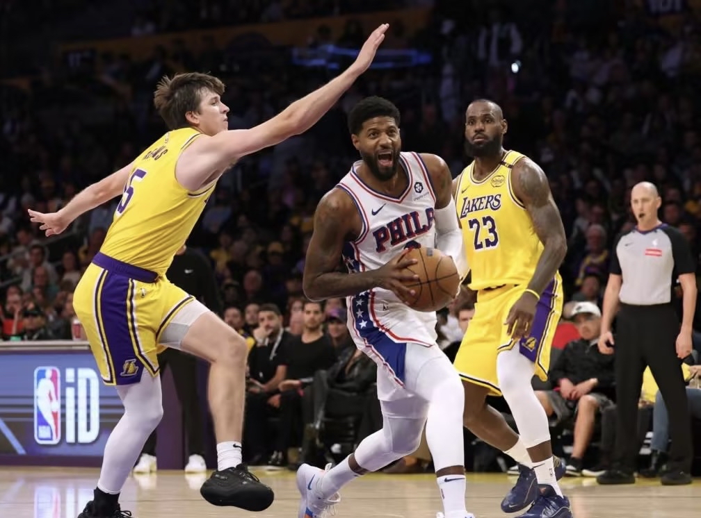 包含詹姆斯连续五场比赛得分超过突破纪录，RNG挑战极限！的词条